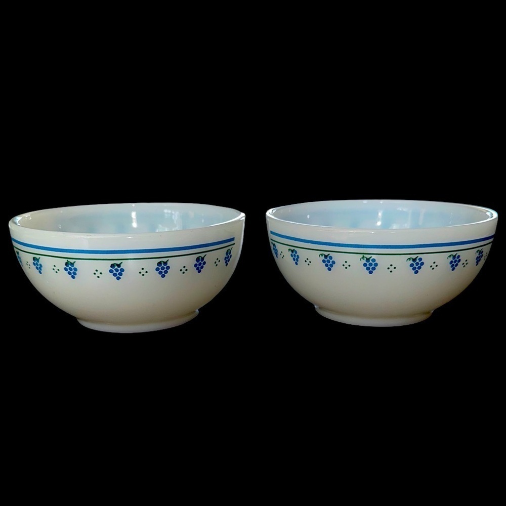 VINTAGE TERMOCRISA CEREAL BOWLS